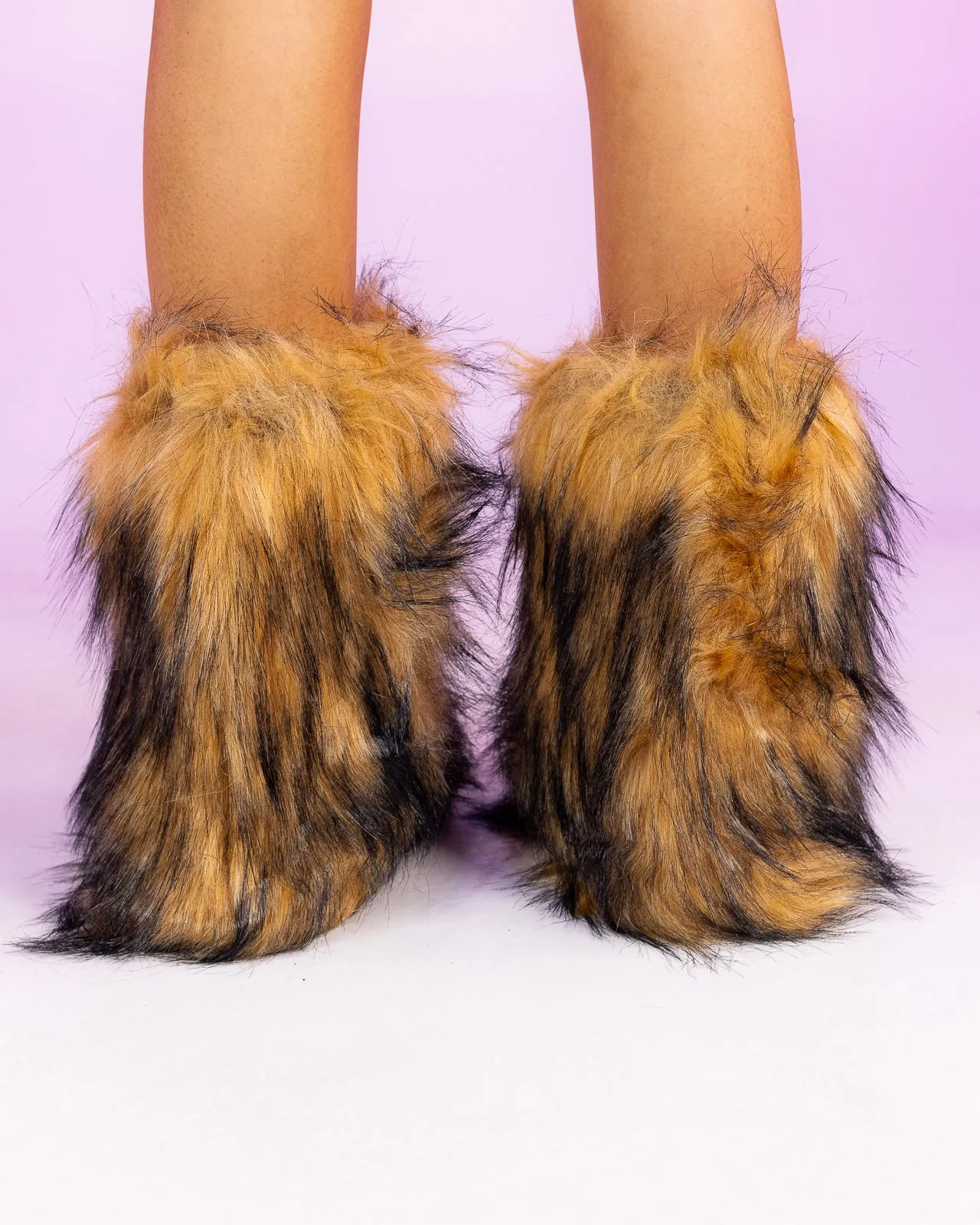 Brown Boots With The Fur