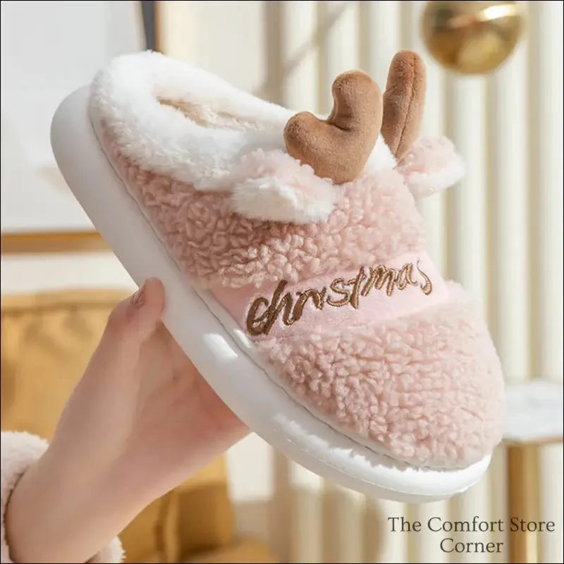 Comfortable Christmas Slippers to Bring Festive Cheer