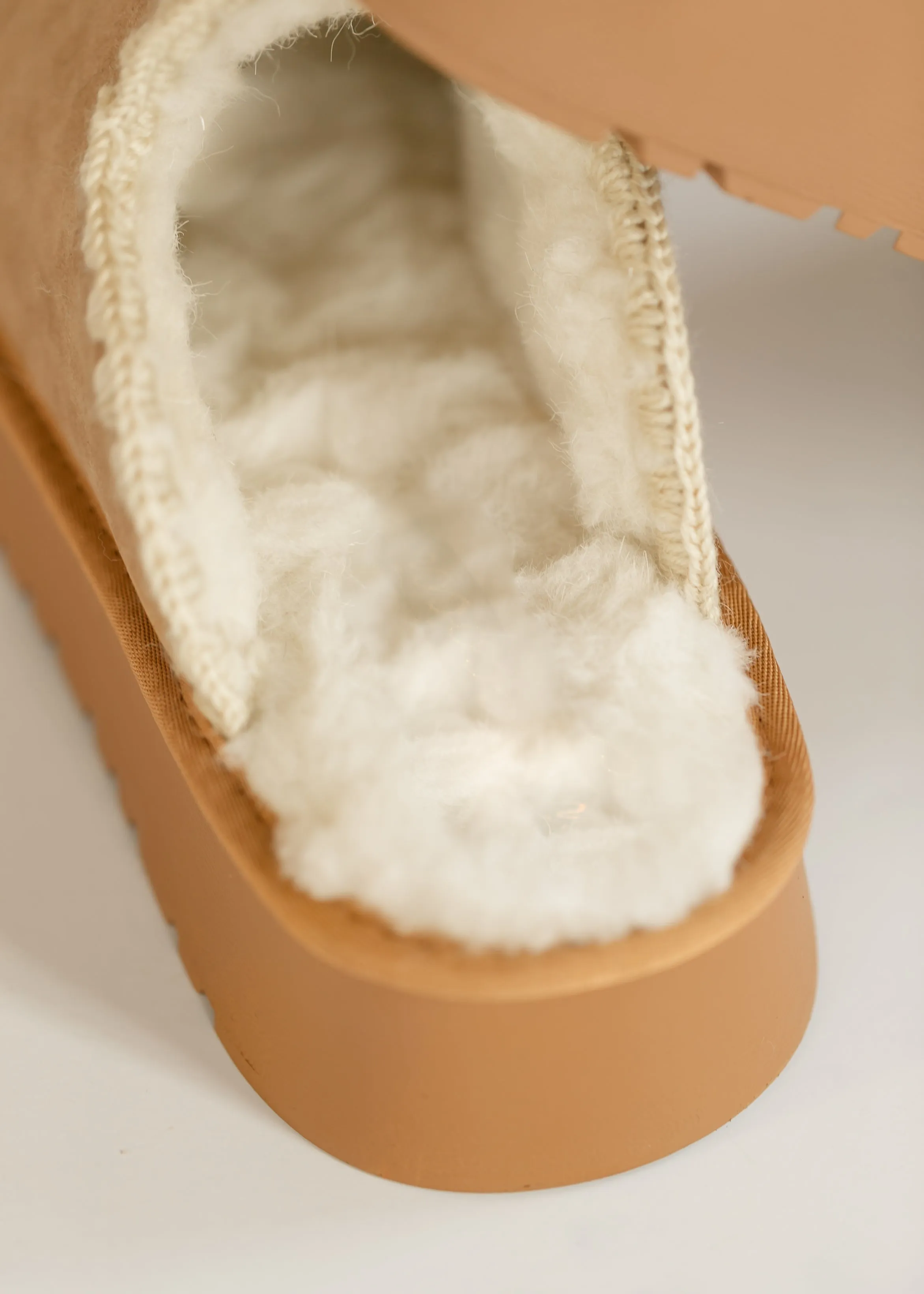 Crochet Edge Slip-on Sherpa Platform Slippers